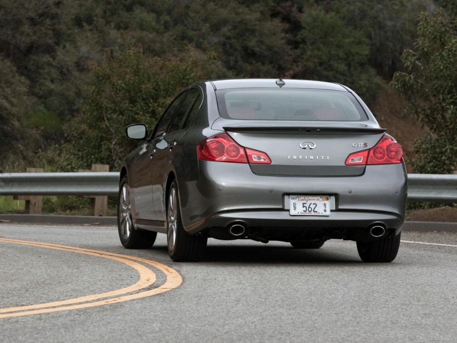 Infiniti G37 S Anniversary Edition 2010 года  (US) (фото 2 из 27)